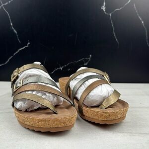 Walking Cradles Penelope Women’s Sandals Silver/Gold sz 7.5